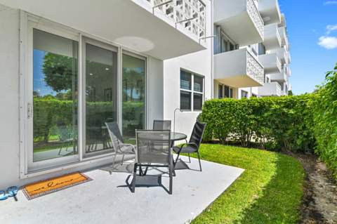 2840 S Ocean Boulevard #109, Palm Beach FL - photo 10 of 19