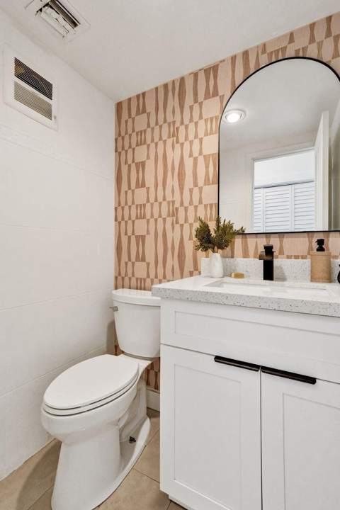 207 Salisbury I, West Palm Beach FL - photo 24 of 43