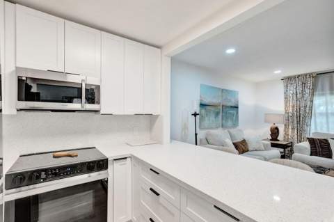 207 Salisbury I, West Palm Beach FL - photo 11 of 43