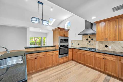 1413 NE 4th Court, Fort Lauderdale FL - photo 15 of 49