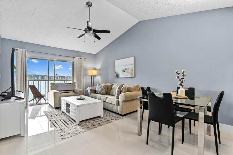 1 bedroom Condominium at 5530 Lakeside Drive #203, Viewpointe, Margate — photo 1