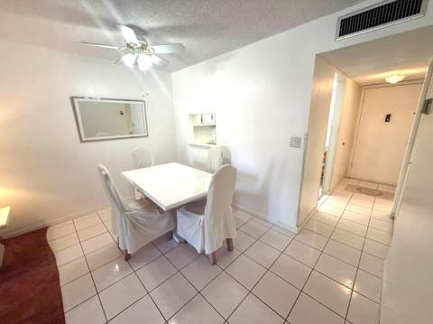 3050 Holiday Springs Boulevard #111, Margate FL - photo 7 of 12