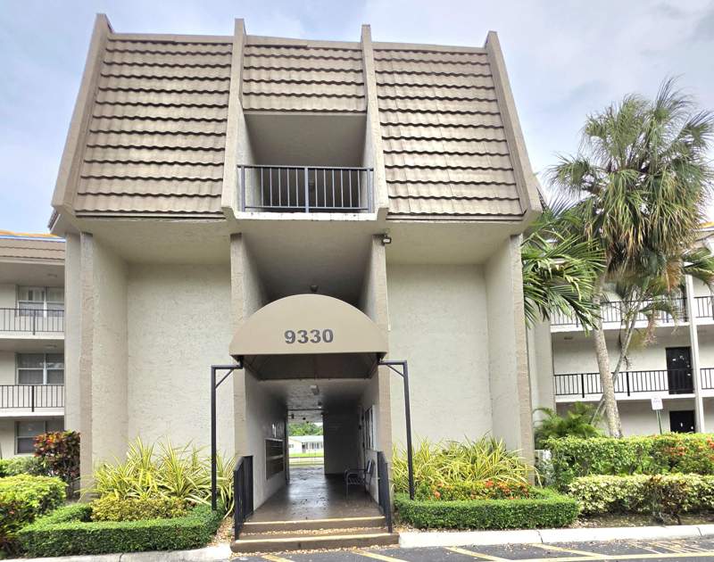 2 bedroom Condominium at 9330 Lime Bay Boulevard #301, Lime Bay Condominium 8, Tamarac — photo 2