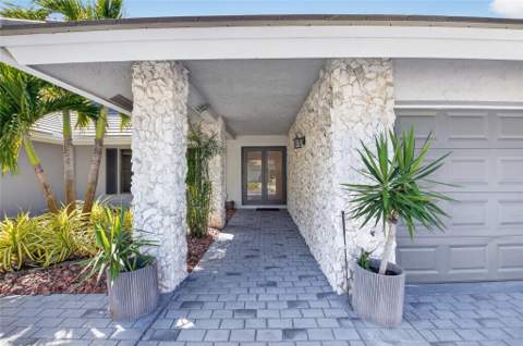 10182 Boca Woods Lane, Boca Raton FL - photo 8 of 64