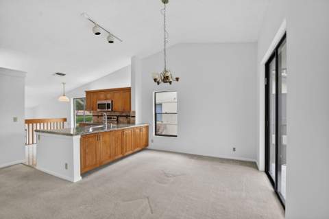 10231 N Circle Lake Drive #201, Boynton Beach FL - photo 16 of 80