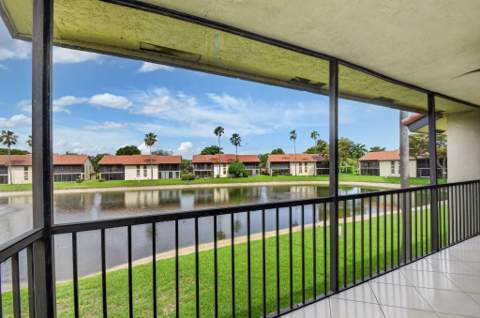 10231 N Circle Lake Drive #201, Boynton Beach FL - photo 24 of 80