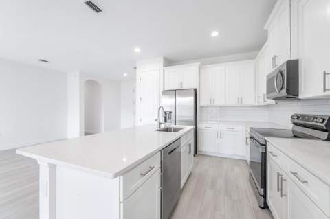 5303 Sunset Boulevard, Fort Pierce FL - photo 8 of 19