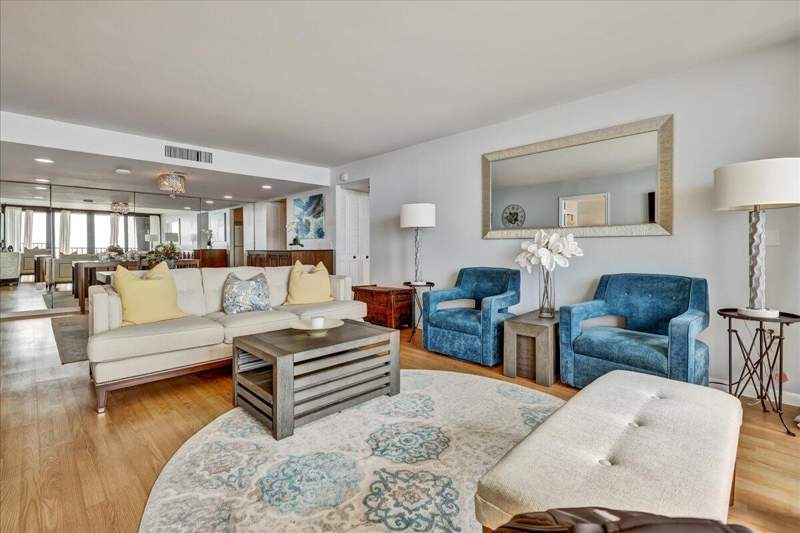 2 bedroom Condominium at 5600 N Flagler Drive #Unit 1608, Palm Beach House Condo, West Palm Beach — photo 4