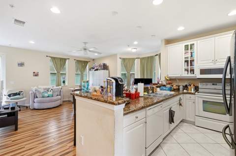 3902 White Peacock Lane, Coconut Creek FL - photo 12 of 44