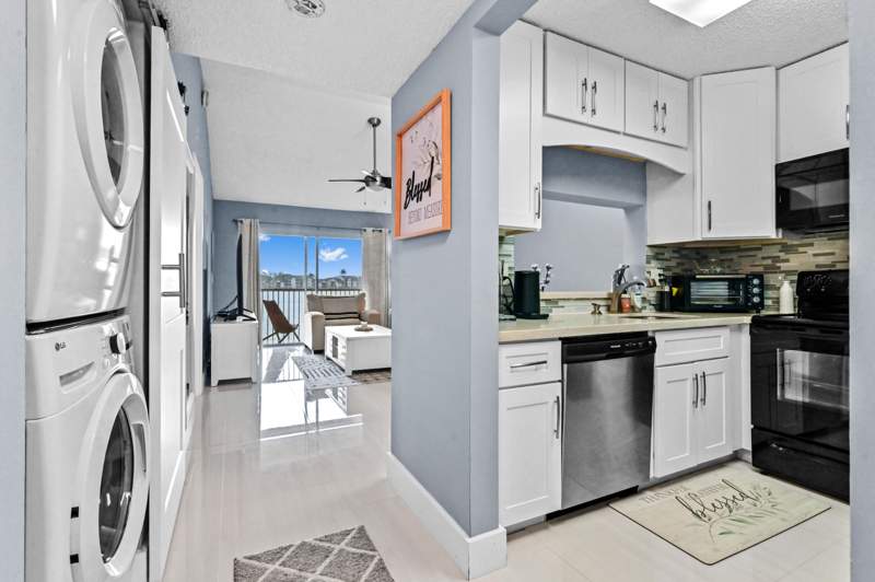 1 bedroom Condominium at 5530 Lakeside Drive #203, Viewpointe, Margate — photo 5