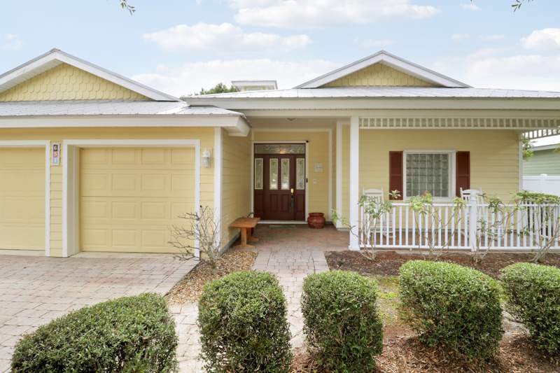 4 bedroom Single Family Residence at 654 NE Little Kayak Point, River Place On The St Lucie No 2 — photo 2