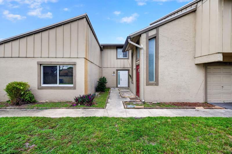 2 bedroom Condominium at 5611 NW 21st Street #8-a, Habitat II Condo, Lauderhill — photo 2