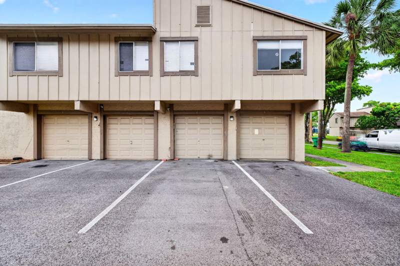 2 bedroom Condominium at 5611 NW 21st Street #8-a, Habitat II Condo, Lauderhill — photo 4