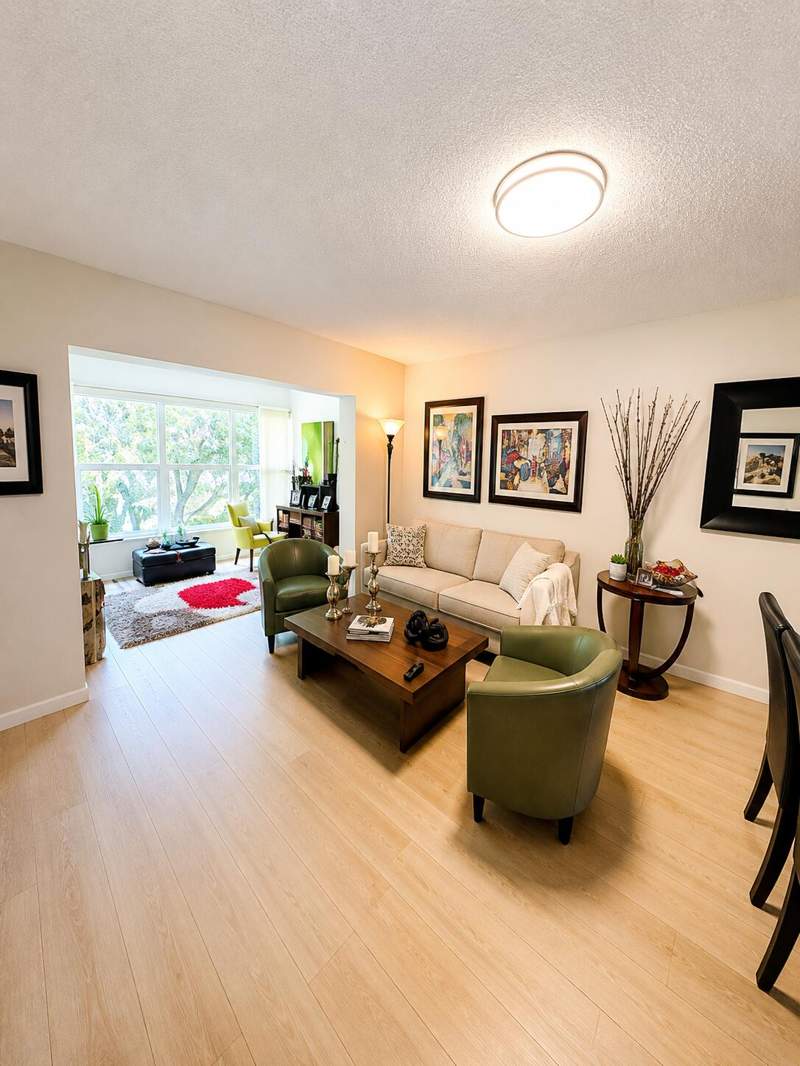 2 bedroom Condominium at 1050 Country Club Drive #303, Oriole Golf & Tennis Club Condo, Margate — photo 3