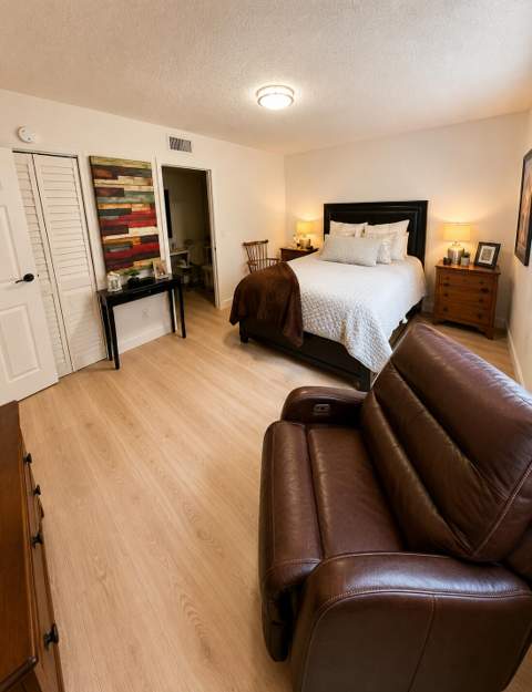 1050 Country Club Drive #303, Margate FL - photo 15 of 25