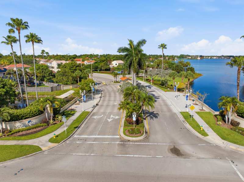 4 bedroom Single Family Residence at 6582 Bayfront Drive, Coral Bay Parcels G & H, Margate — photo 1
