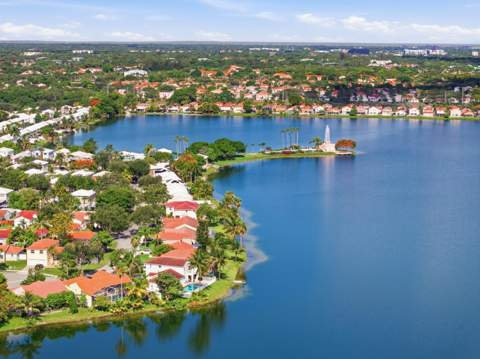 6582 Bayfront Drive, Margate FL - photo 7 of 40