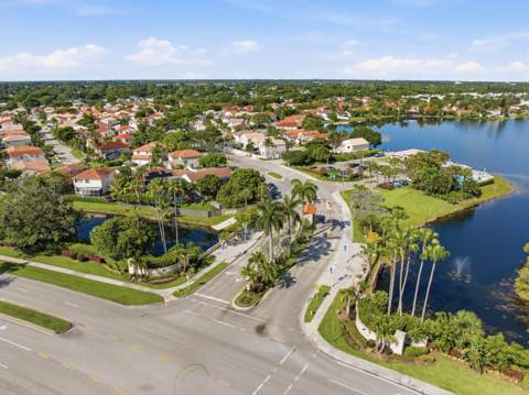 6582 Bayfront Drive, Margate FL - photo 9 of 40