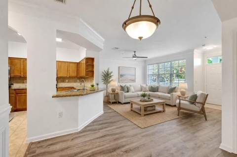826 Dakota Drive #102, Jupiter FL - photo 7 of 36