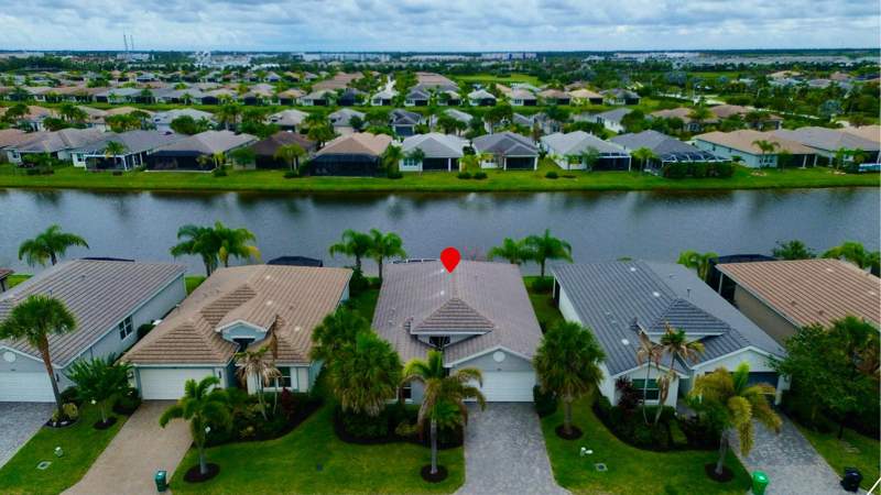 2 bedroom Single Family Residence at 11875 SW Jasper Lake Way, Riverland Parcel A - Plat Six, Port St. Lucie — photo 4