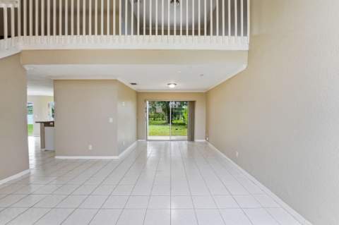 18057 SW 12th Court, Pembroke Pines FL - photo 8 of 36
