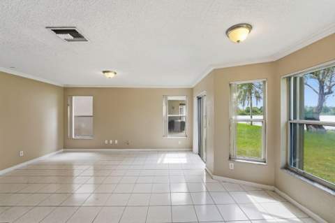 18057 SW 12th Court, Pembroke Pines FL - photo 10 of 36