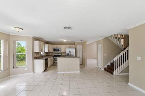 18057 SW 12th Court, Pembroke Pines FL - photo 11 of 36
