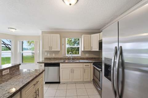 18057 SW 12th Court, Pembroke Pines FL - photo 13 of 36