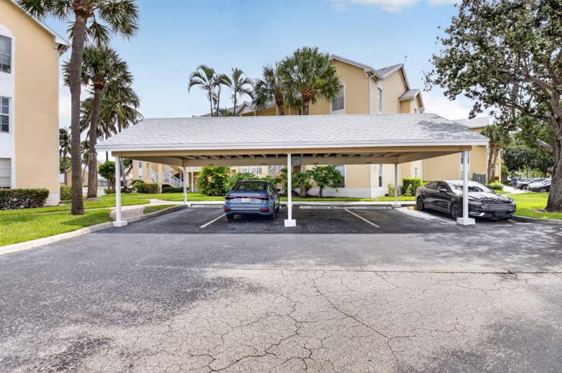 2 bedroom Condominium at 6339 La Costa Drive #D, Addison Pointe At Boca Raton Condo, Boca Raton — photo 2
