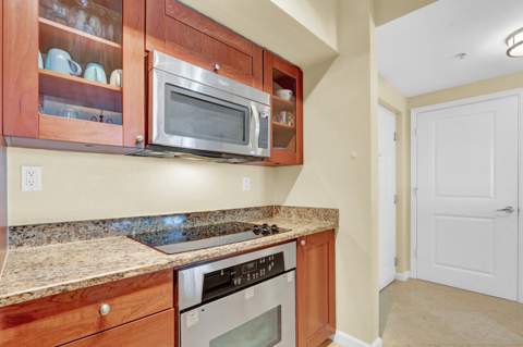 975 NW Flagler Avenue #206, Stuart FL - photo 8 of 57