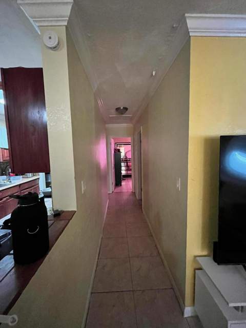 4730 NE 2nd Avenue, Deerfield Beach FL - photo 15 of 17