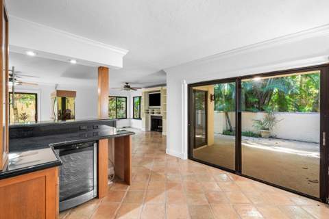 16 Via Lago, Boynton Beach FL - photo 11 of 45