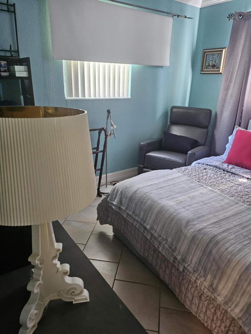 1 bedroom Co-Ownership at 1045 SE 15th Street #13c, Cliff Lake Villas Co-Op, Fort Lauderdale — photo 2