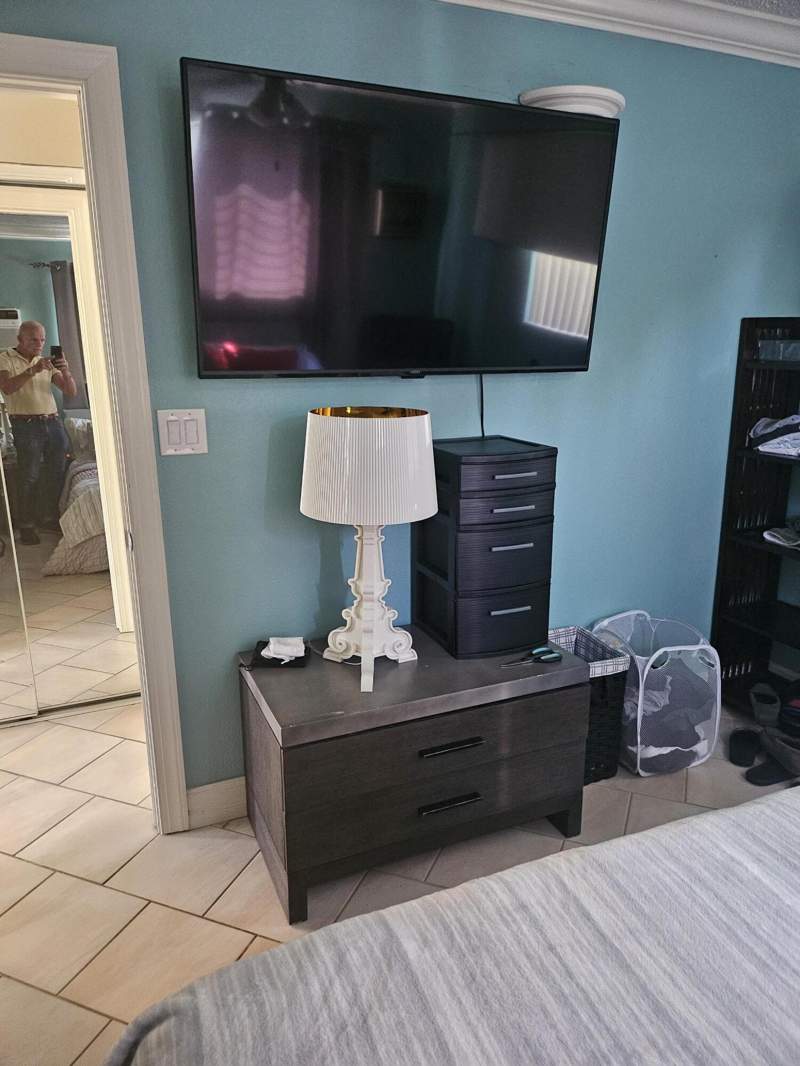 1 bedroom Co-Ownership at 1045 SE 15th Street #13c, Cliff Lake Villas Co-Op, Fort Lauderdale — photo 3