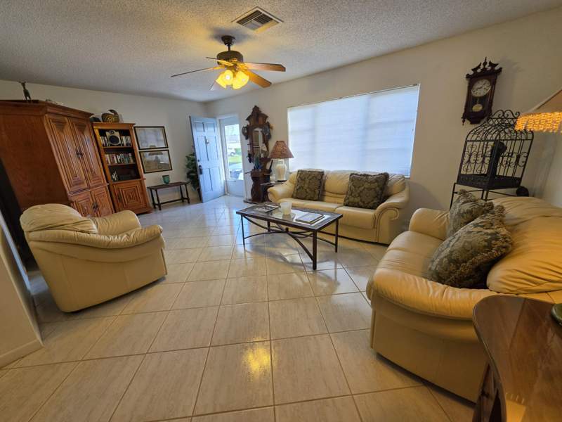3 bedroom Single Family Residence at 5404 Belleville Road, Cypress Lakes 4, West Palm Beach — photo 5
