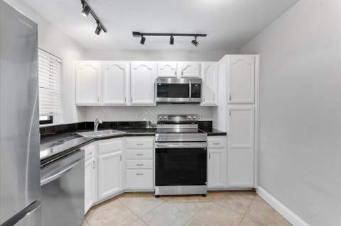 3873 NW 35th Street #1505, Coconut Creek FL - photo 12 of 32