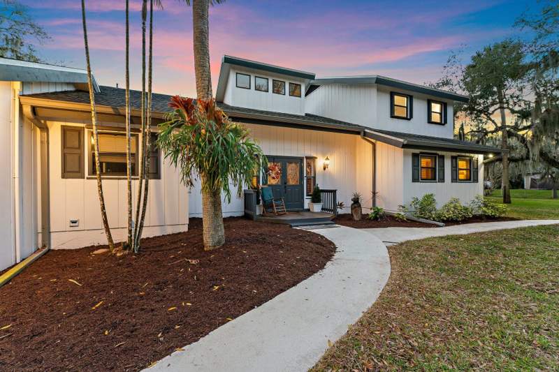 4 bedroom Single Family Residence at 6001 S Citrus Avenue, Metes And Bounds, Fort Pierce — photo 4