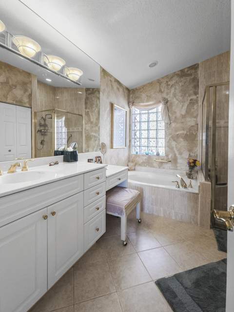 5122 Corbel Lake Way, Boynton Beach FL - photo 19 of 70