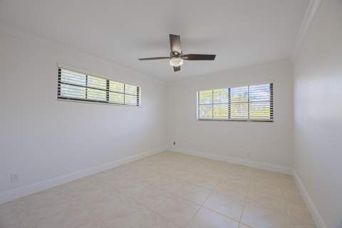 801 Palm Trail #9, Delray Beach FL - photo 23 of 35