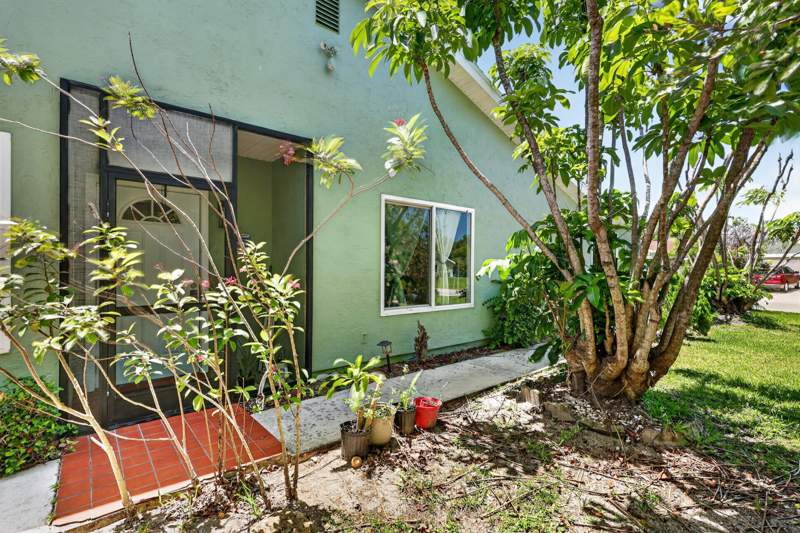 2 bedroom Villa at 1434 SE Larkwood Circle, South Port St Lucie Unit 17 — photo 5