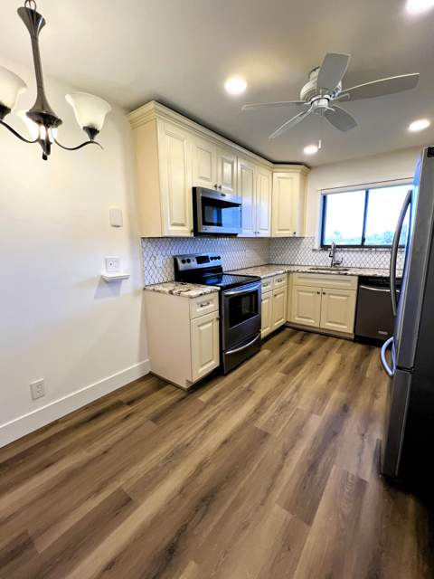 7770 Tahiti Lane #504, Lake Worth FL - photo 6 of 27