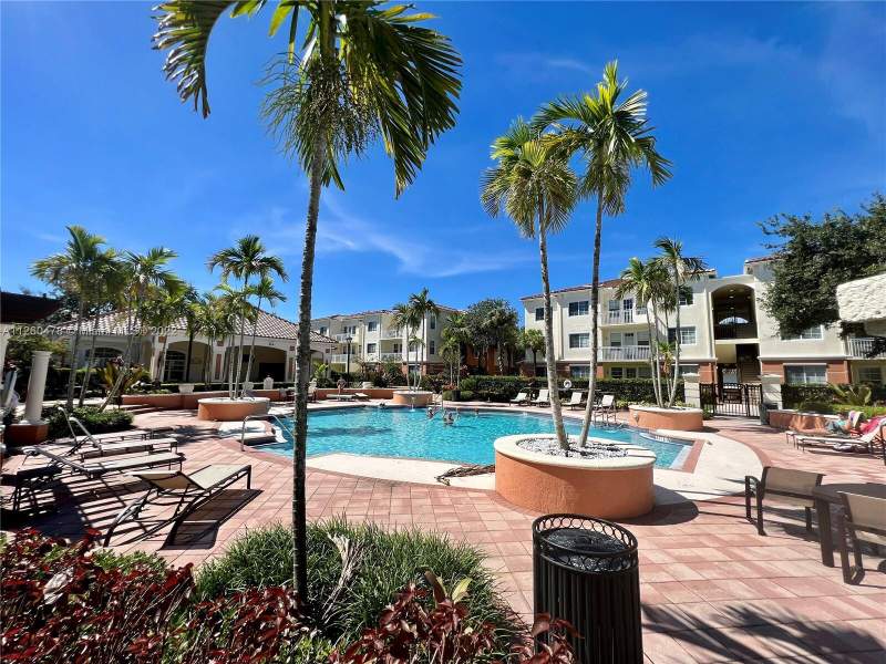 1 bedroom Condominium at 9887 Baywinds Drive #4305, Mezzano Condo, West Palm Beach — photo 2