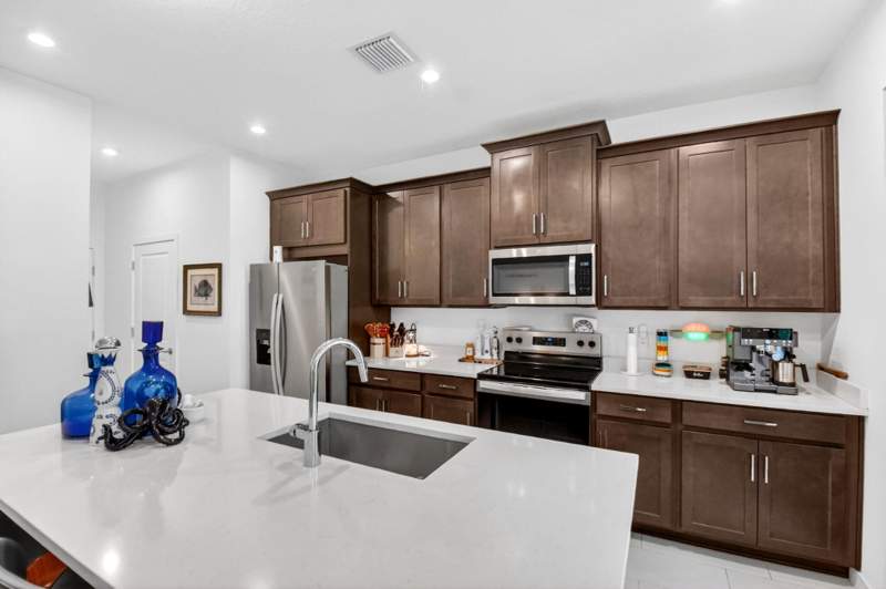 3 bedroom Townhouse at 7351 Lenora Lane, Forest Oaks , Lake Worth — photo 5