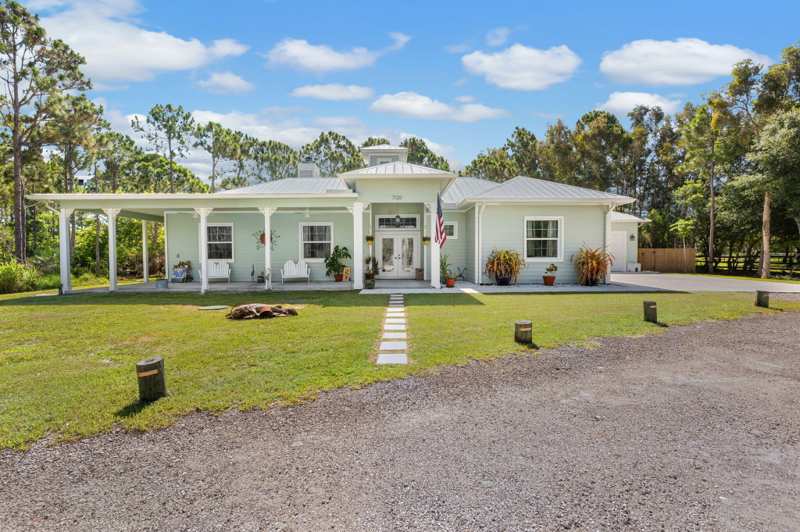 3 bedroom Single Family Residence at 7120 Shanas Trail, St Lucie Gardens Subdivision, Port St. Lucie — photo 1