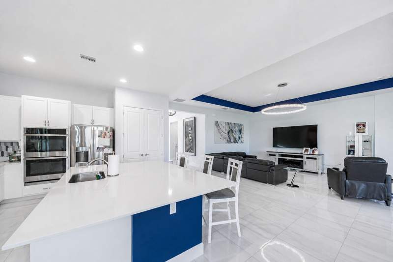 3 bedroom Single Family Residence at 12435 SW Pink Playa Parkway, Riverland Parcel B - Plat Four, Port St. Lucie — photo 5