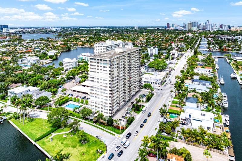 2 bedroom Condominium at 2500 E Las Olas Boulevard #1901, Marine Tower Condo, Fort Lauderdale — photo 3