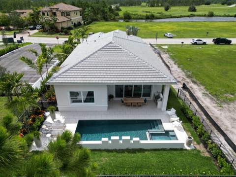 126 SE Calmo Circle, Port St. Lucie FL - photo 13 of 26