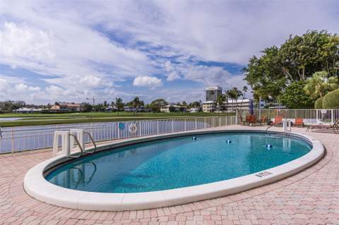 2500 NE 48th Lane #609, Fort Lauderdale FL - photo 8 of 39