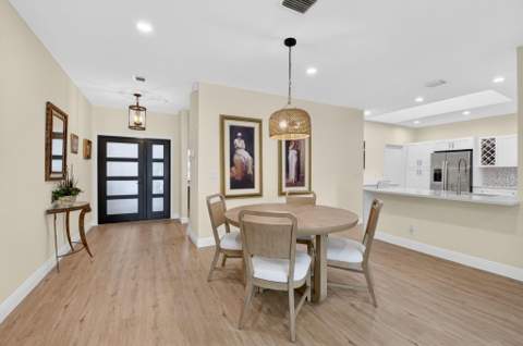 8350 Springlake Drive, Boca Raton FL - photo 7 of 54