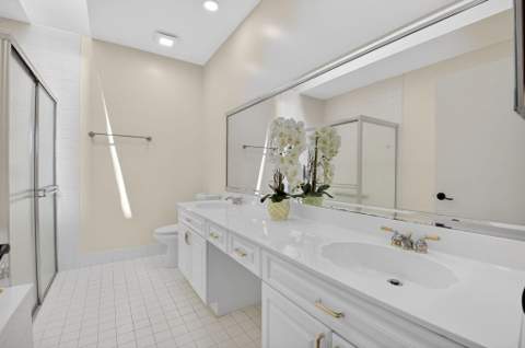 8350 Springlake Drive, Boca Raton FL - photo 23 of 54